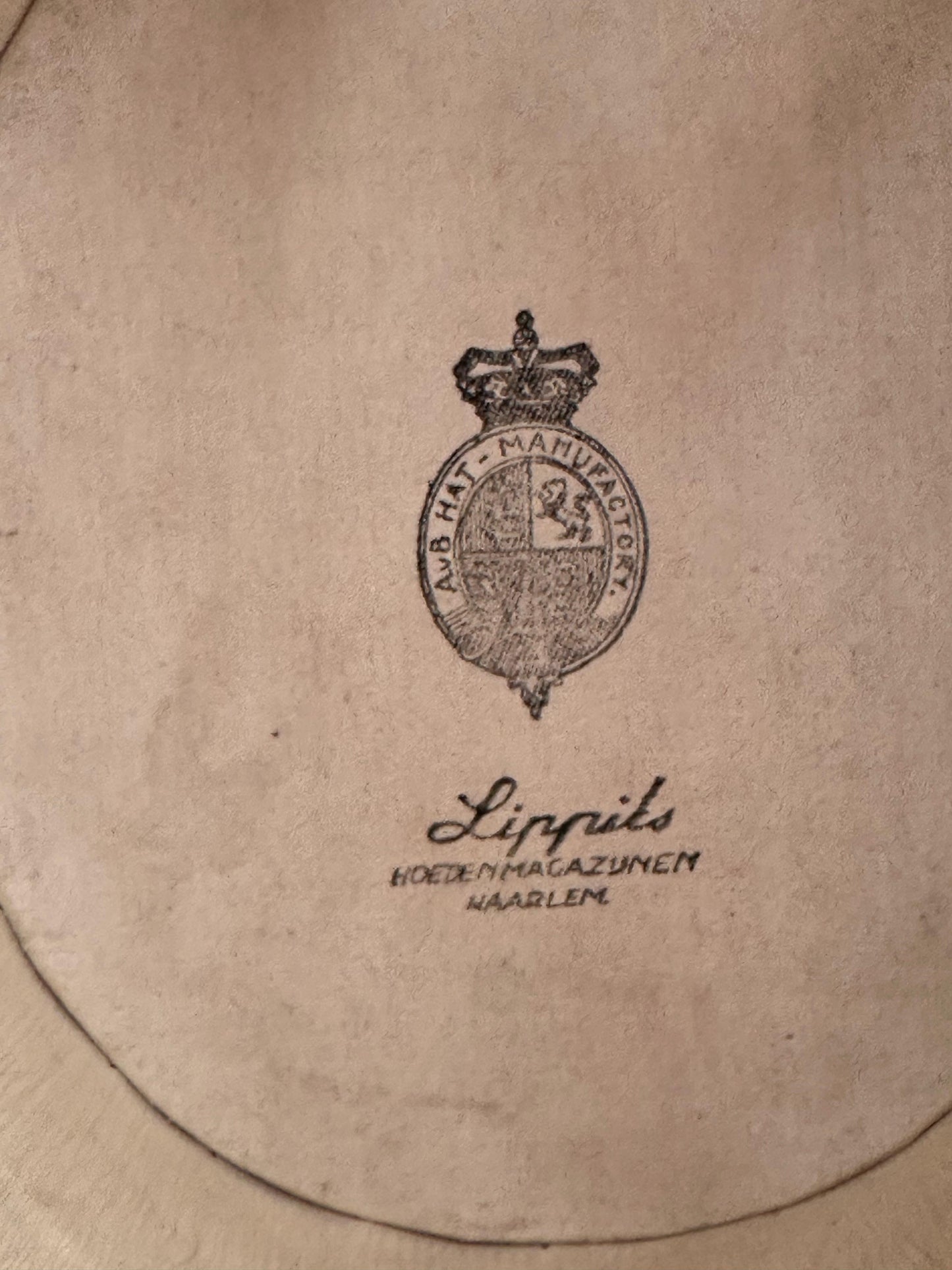 Antique Silk Top Hat by AvB Hat Manufactory – Haarlem, ca. 1900–1930