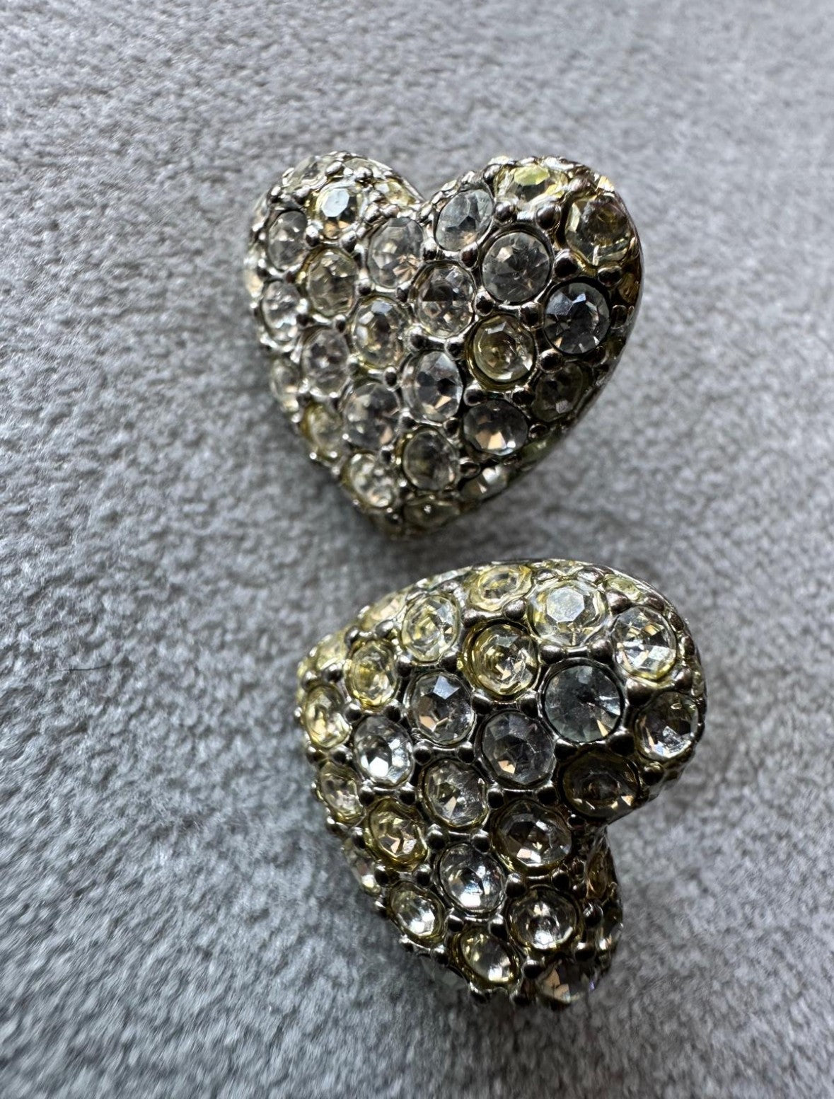 Vintage BEE Bijoux Heart Earrings – Crystal Pave Statemen