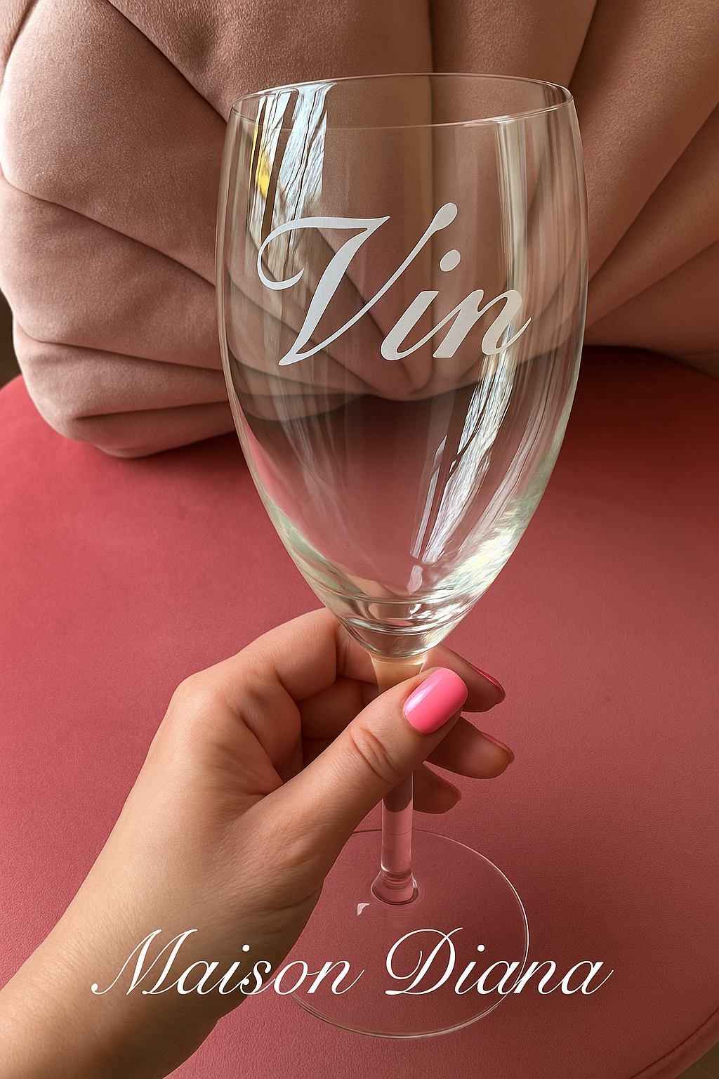 Rivièra Maison - “Vin” Wine Glass – Elegant French Charm in Every Sip