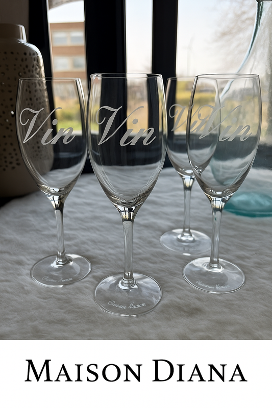 Rivièra Maison - “Vin” Wine Glass – Elegant French Charm in Every Sip