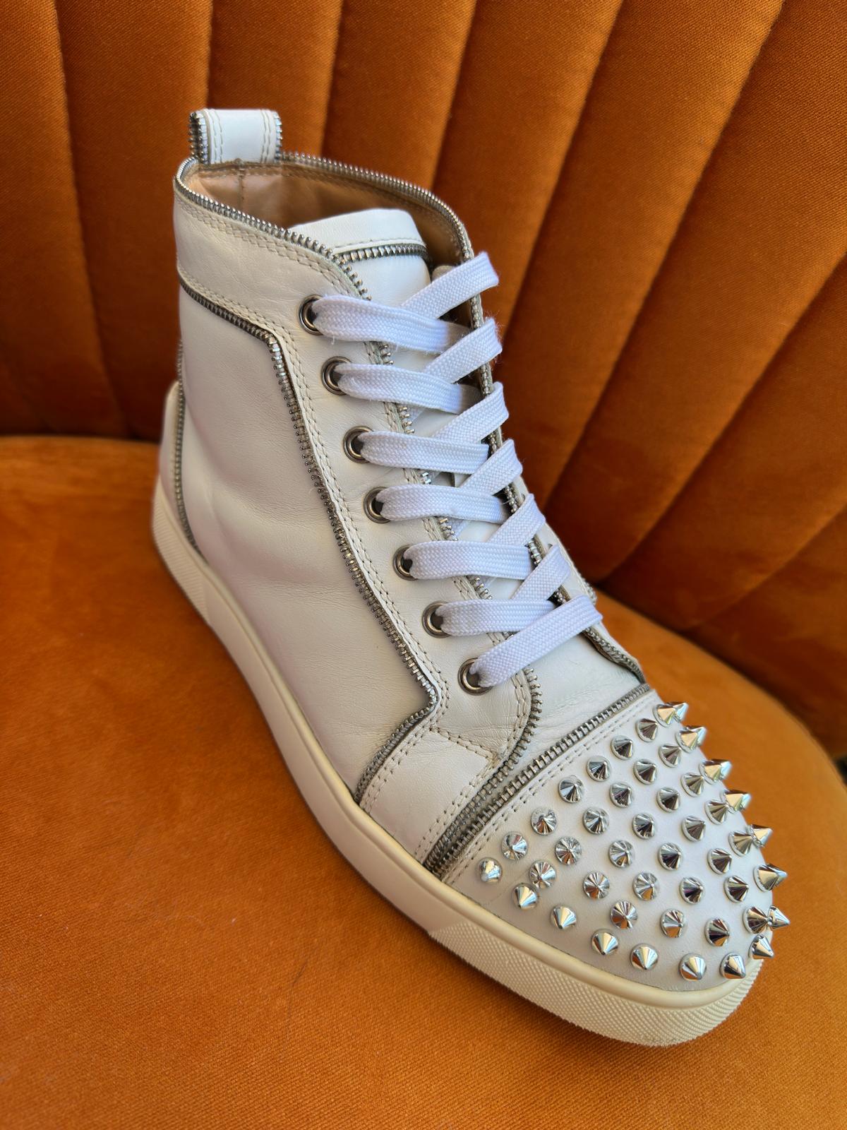 Christian Louboutin Louis Spikes - High-Top Sneakers - Wit/Zilver