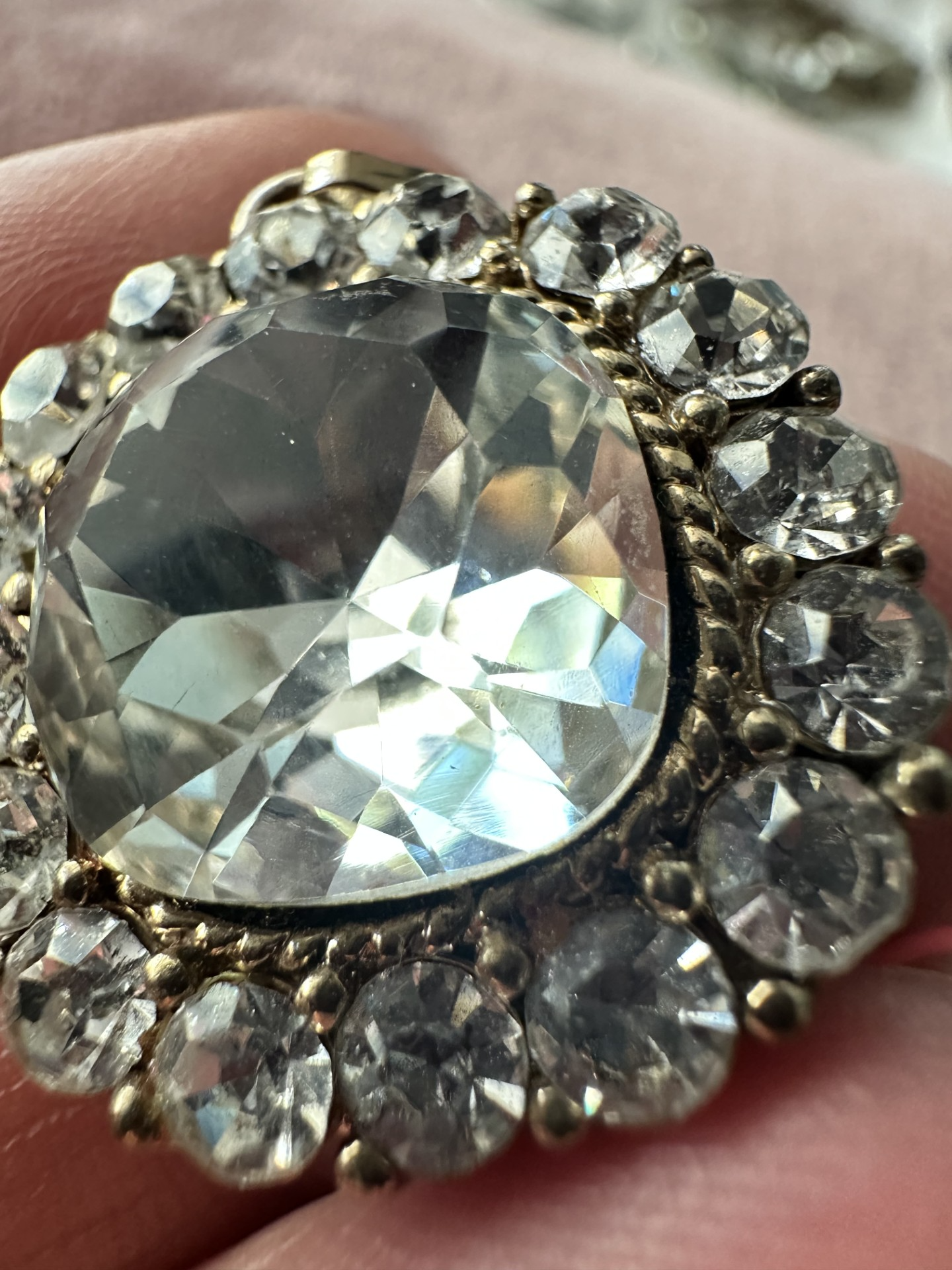 Crystal Reverie Set  Timeless Radiance from the Mid-Century Era