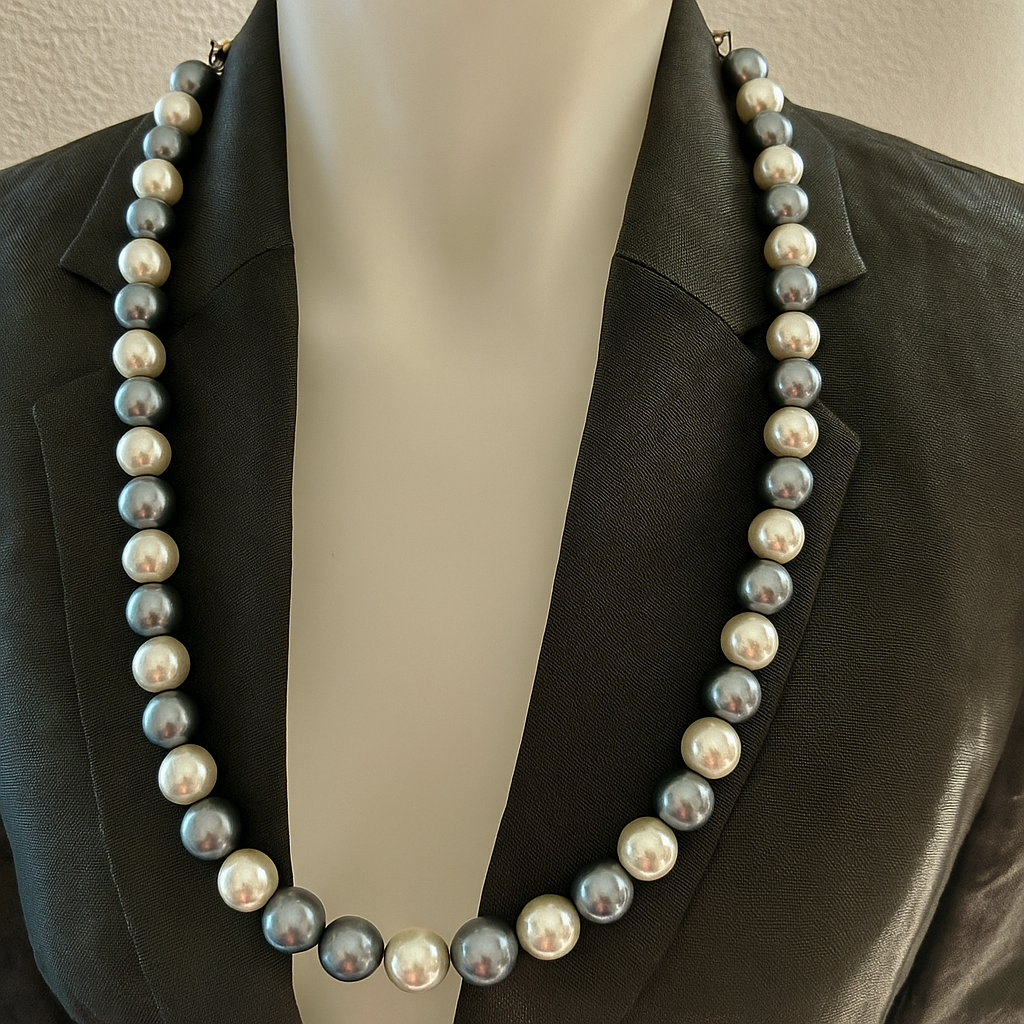 Bold Pearl Statement Necklace – Triple Tone