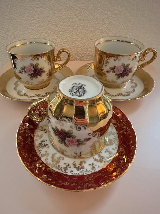 Vintage Bavarian Porcelain Teacup Set – 24K Gold Trim