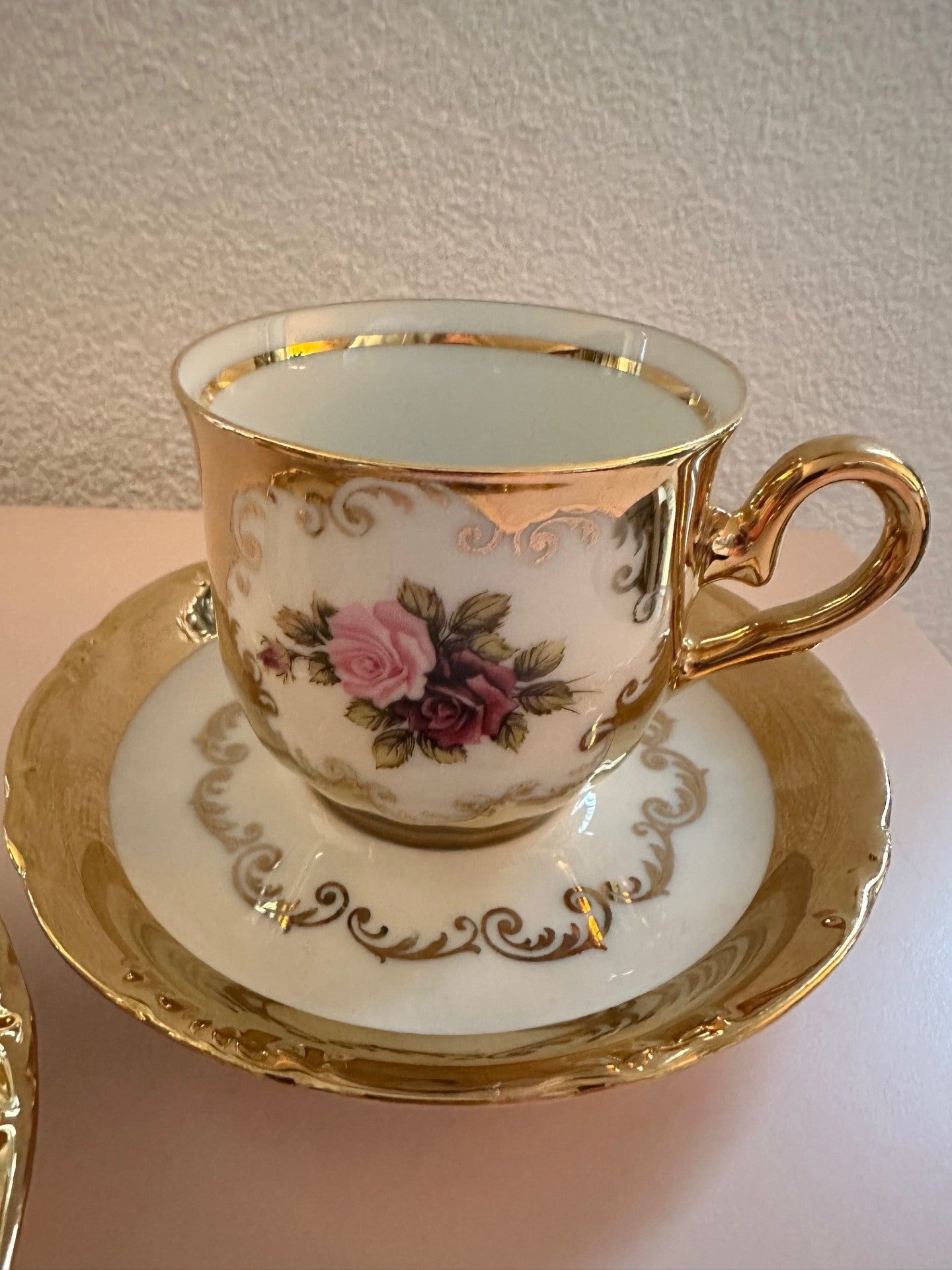 Vintage Bavarian Porcelain Teacup Set – 24K Gold Trim