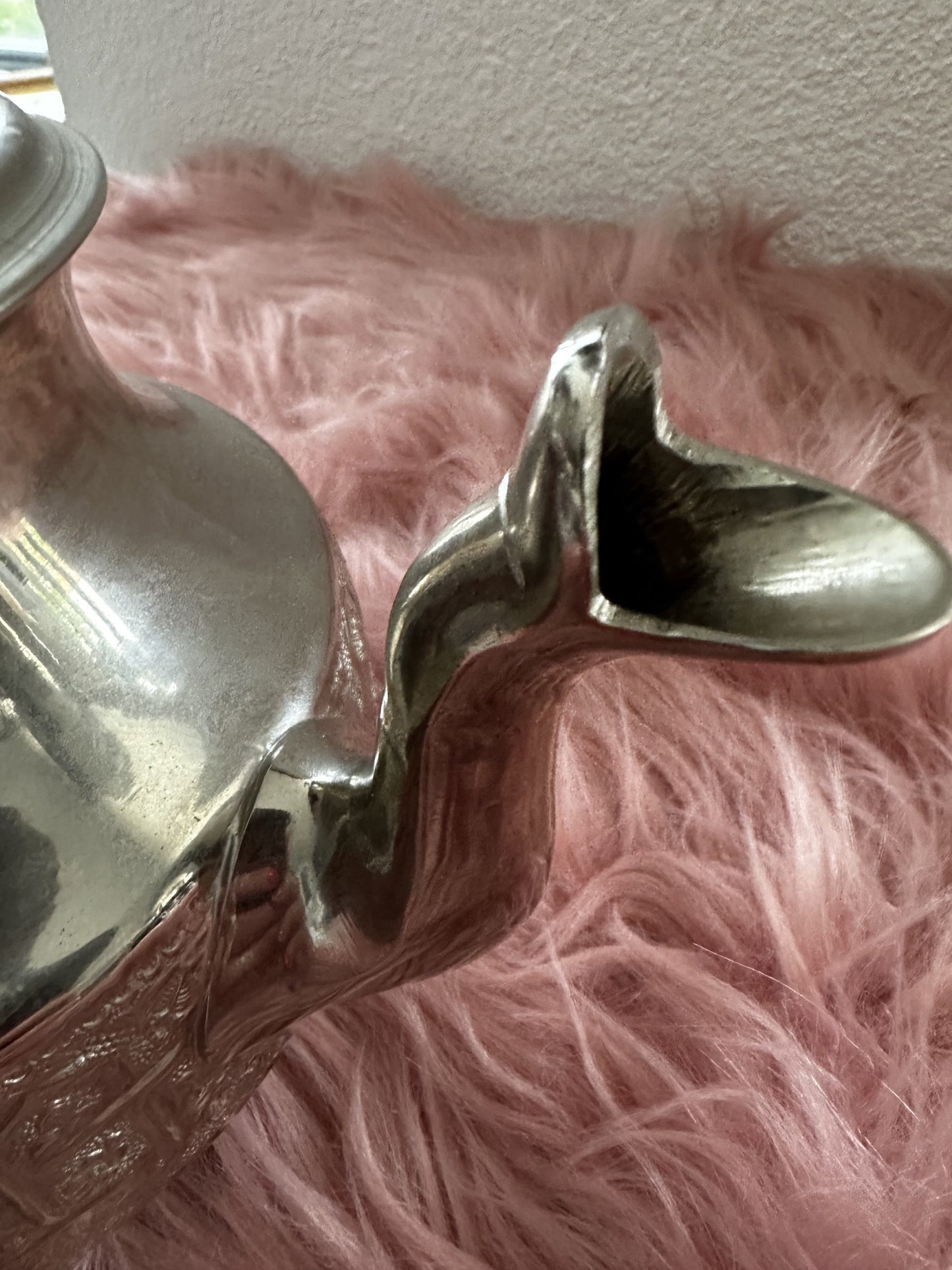 Antique Moroccan Silver Teapot – Engraved Royal Heritage