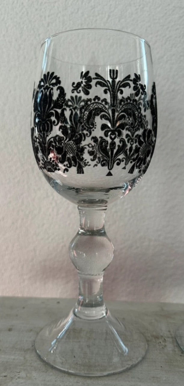 Baroque Black Flocked Wine Glasses – Set of 2  Maison Diana Collection
