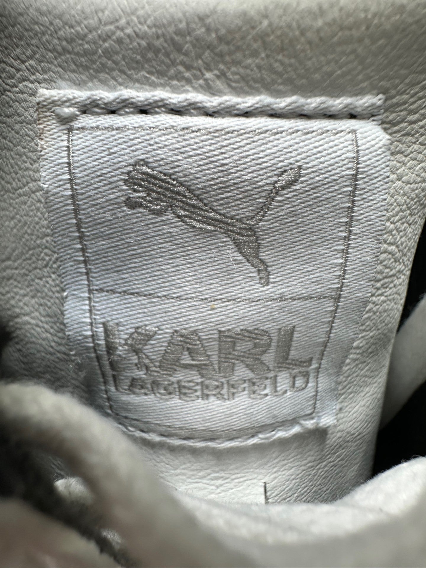 Coming Soon
PUMA x Karl Lagerfeld - White Low-Top Sneakers