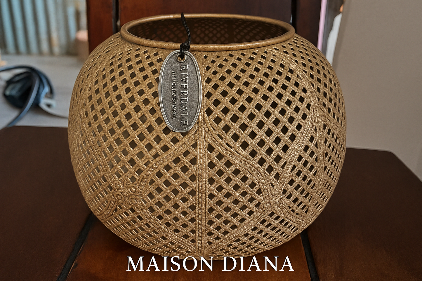 Vintage-Style Riverdale Metal Lantern – Gold Finish