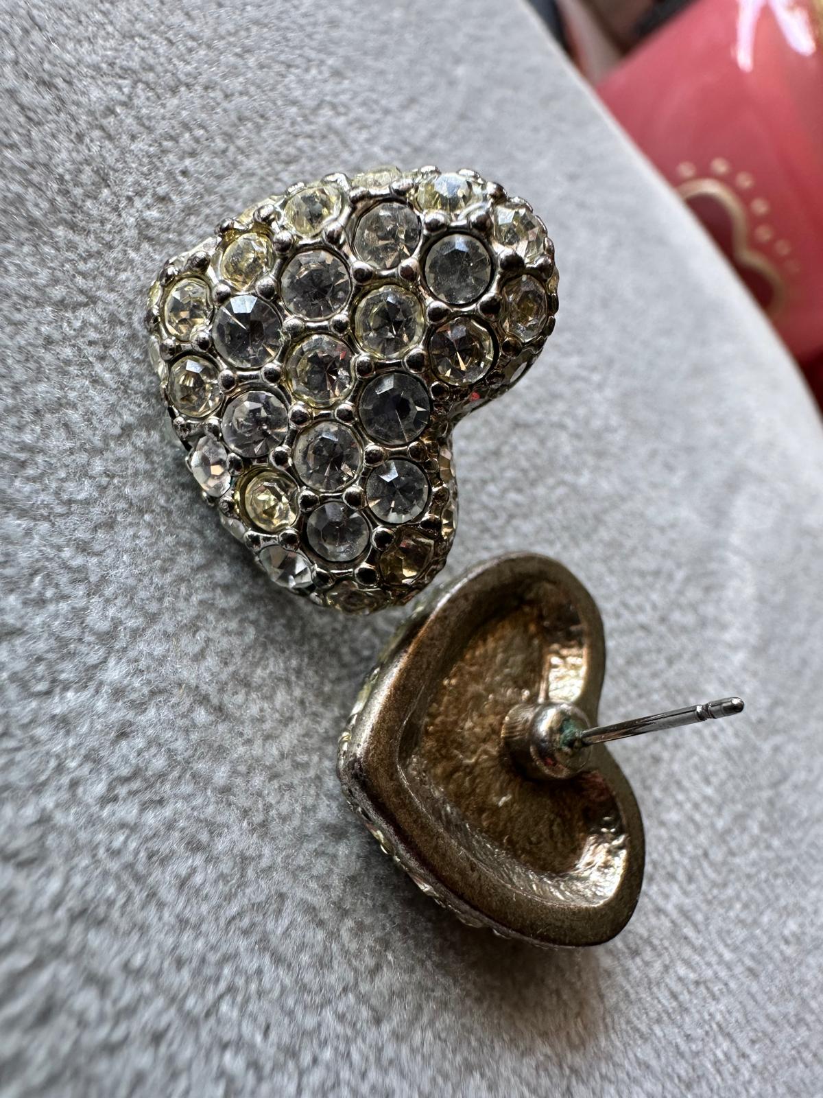 Vintage Rhinestone Heart Stud Earrings – 90s Inspired