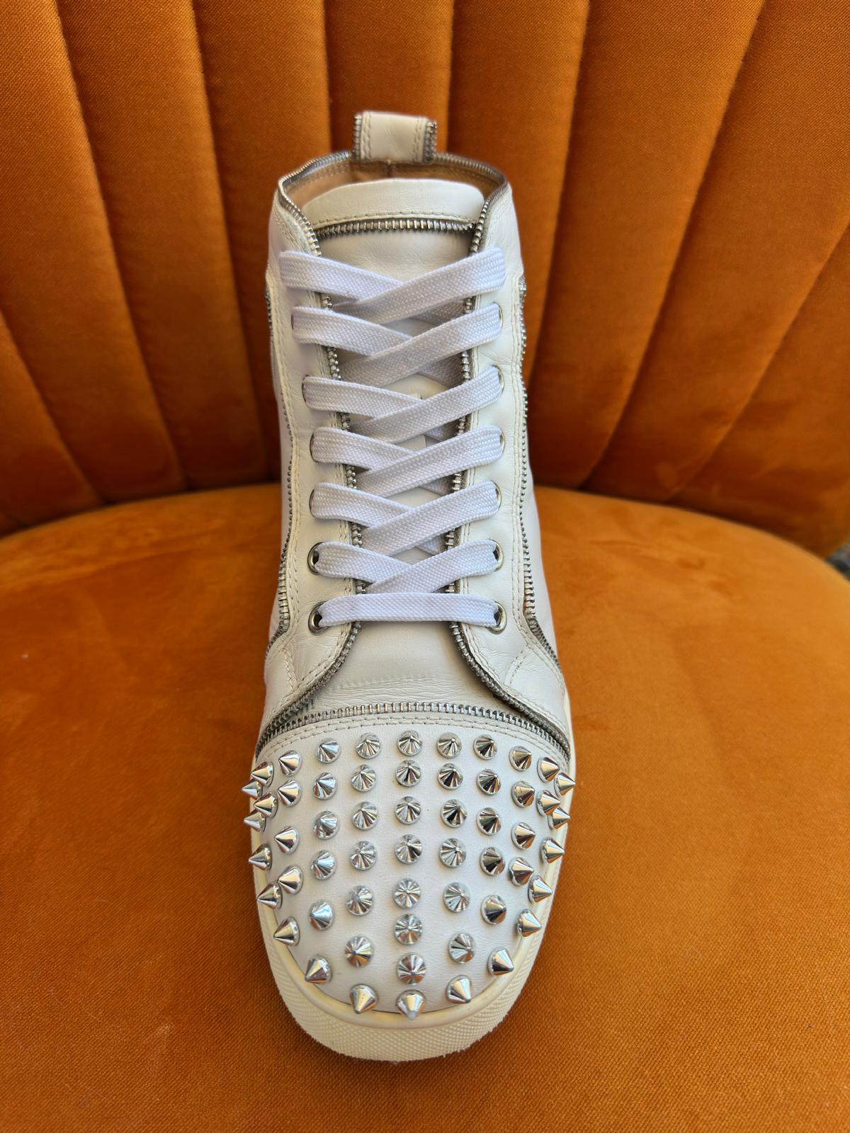 Christian Louboutin Louis Spikes - High-Top Sneakers - Wit/Zilver