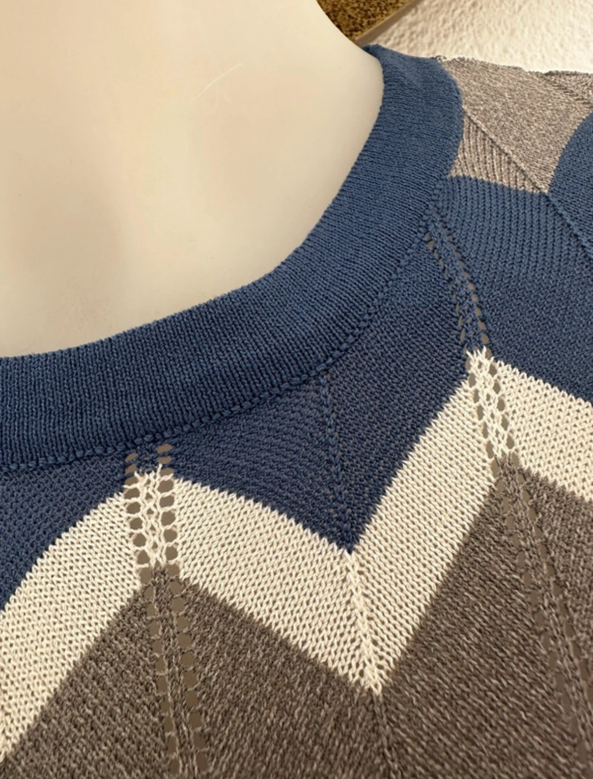 Vintage-Style Chevron Knit Top by Nikkie – Size 34 (XS)