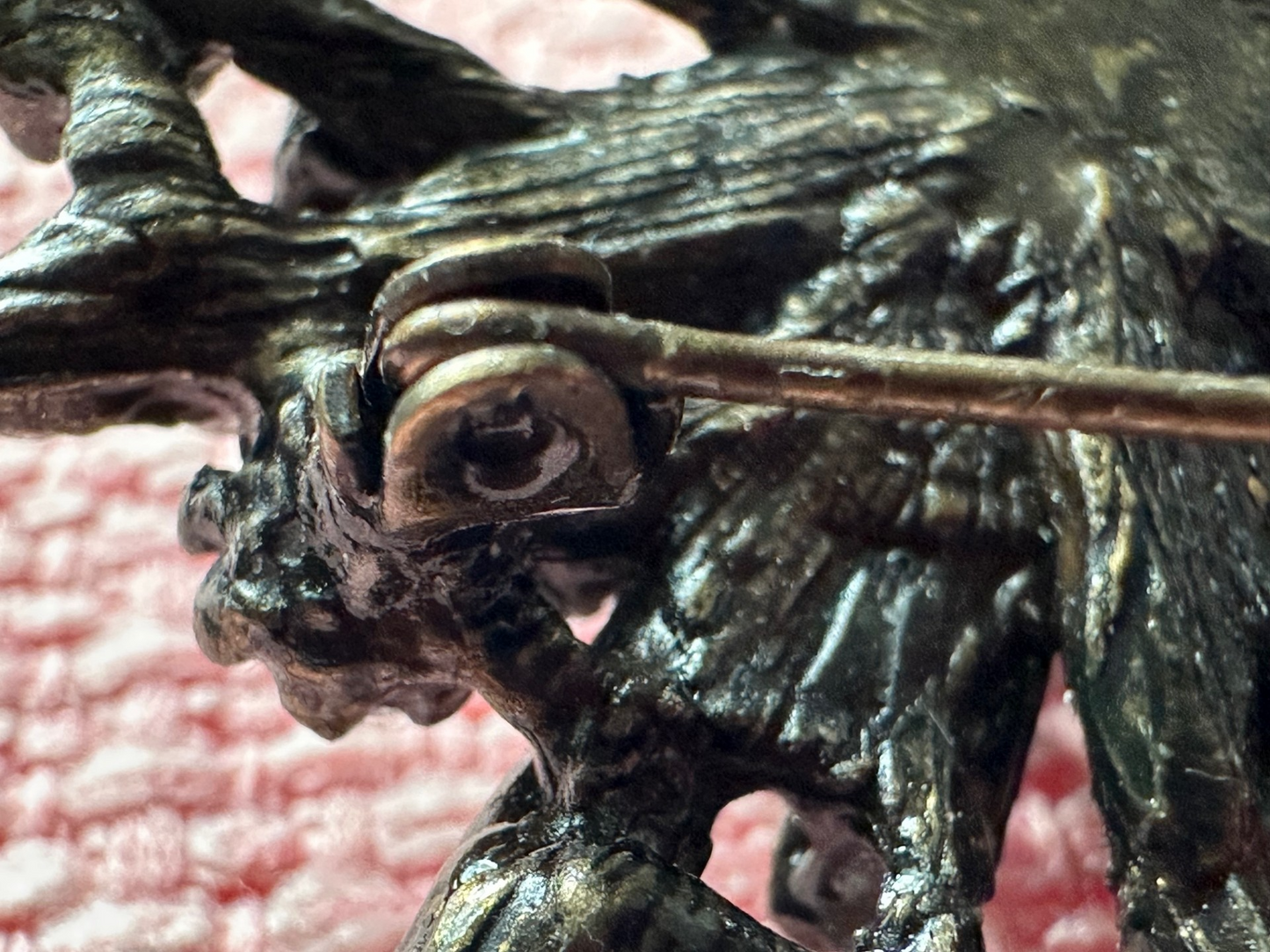 Vintage Bronze-Tone Starburst Brooch with Clear Rhinestones