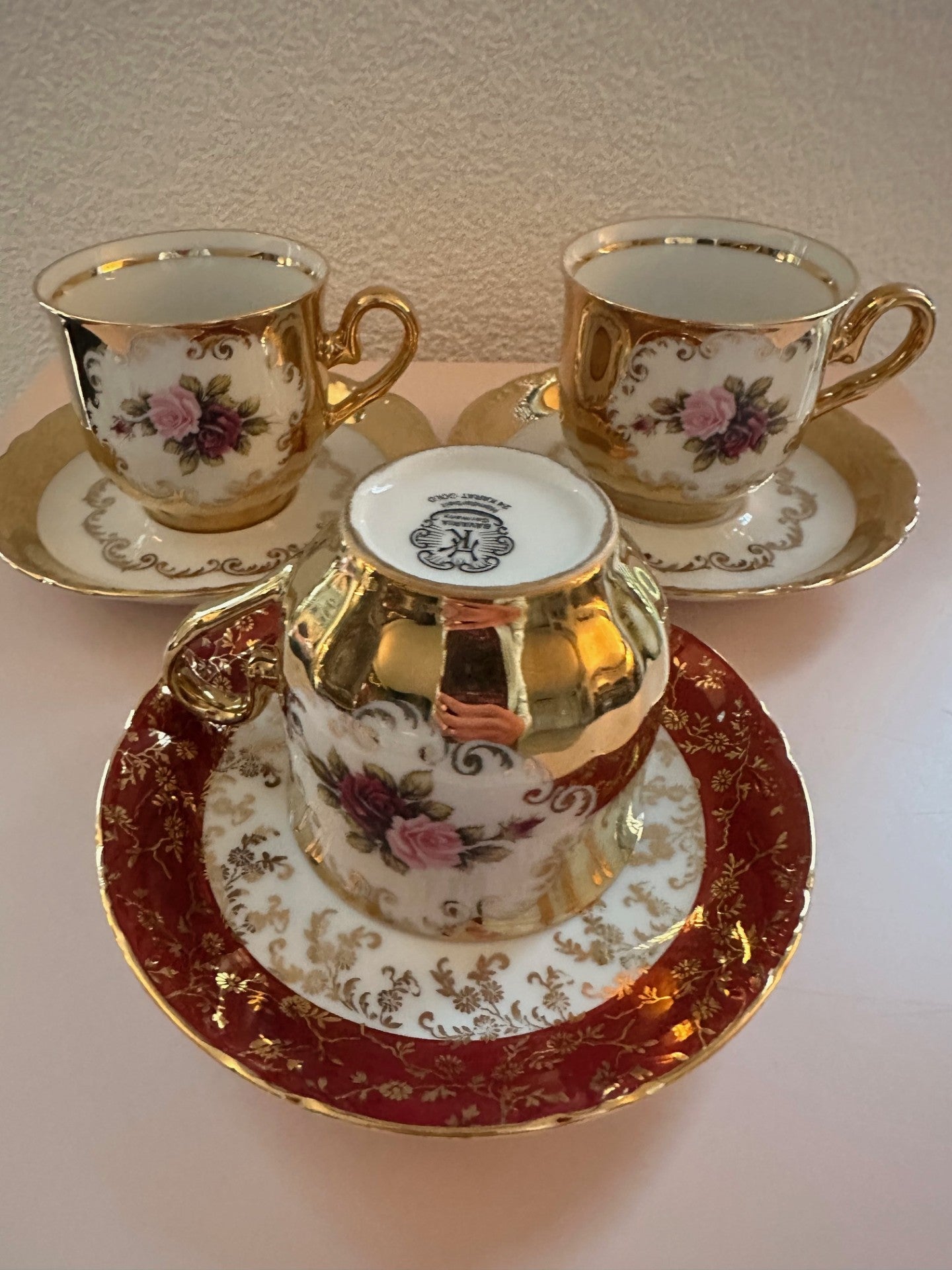 Vintage Bavarian Porcelain Teacup Set – 24K Gold Trim